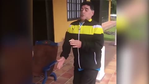 MARADONA CHE DANZA '18