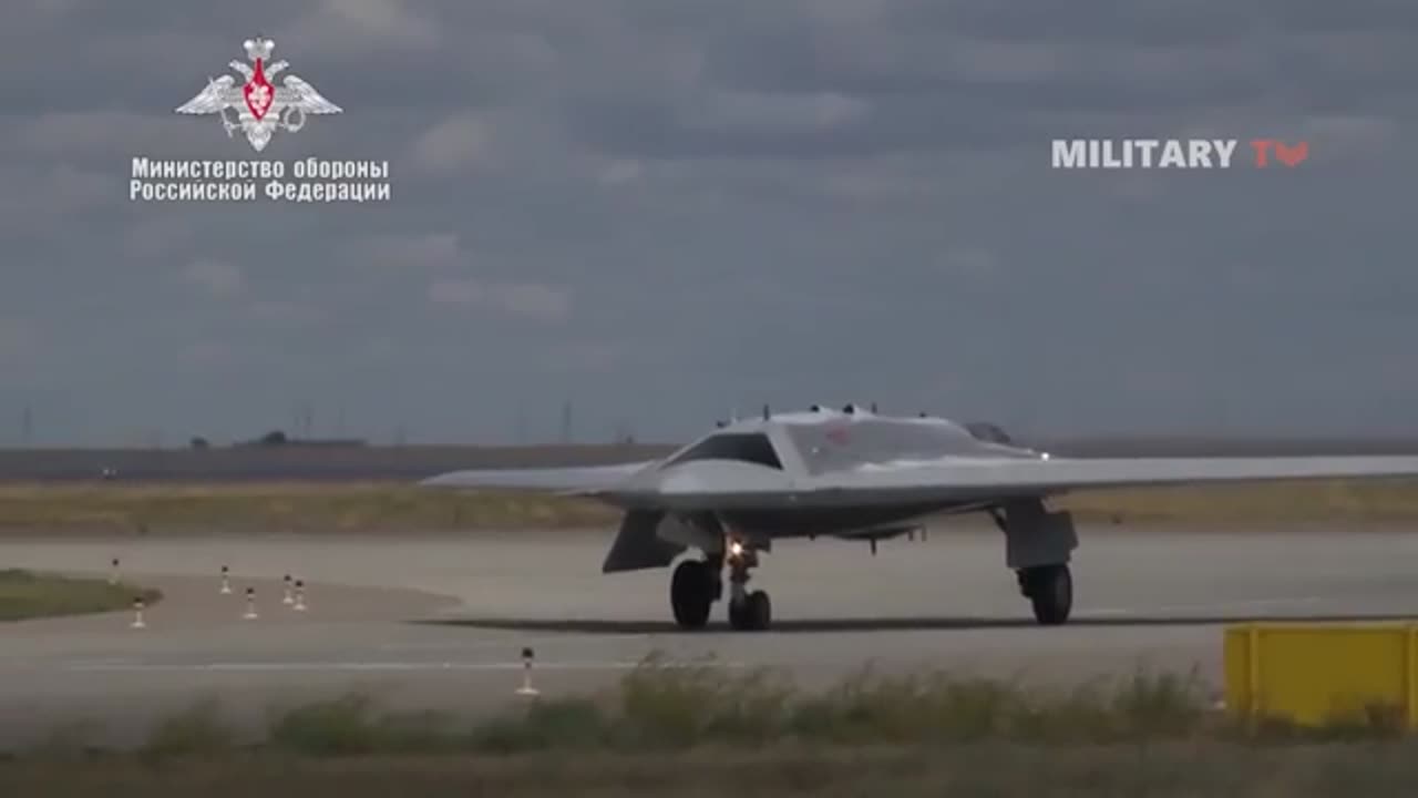 S-70 Okhotnik Stealth Bomber Drone Spotted Over Ukraine