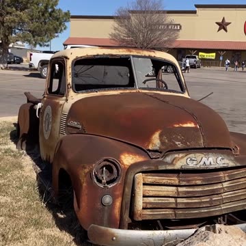Cavender's Boot City Yard Art
