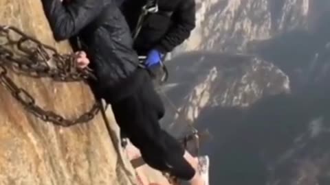 When you realize in the middle of the mountain that you have made a huge mistake