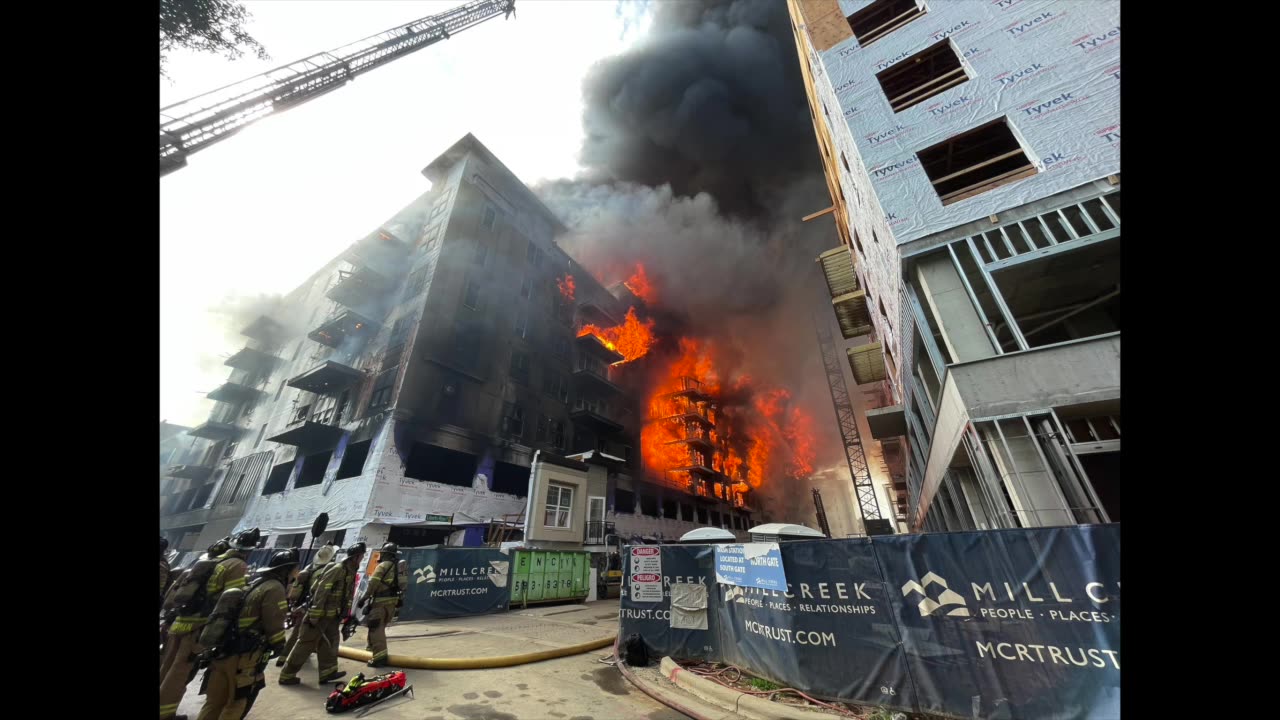 15 people rescued from five-alarm fire in Charlotte, North Carolina