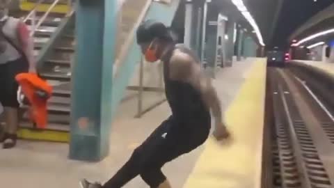 Parkour over railway platform really good