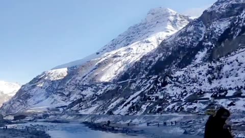 Manali -Mountains & snow ❄️ [love] 😍