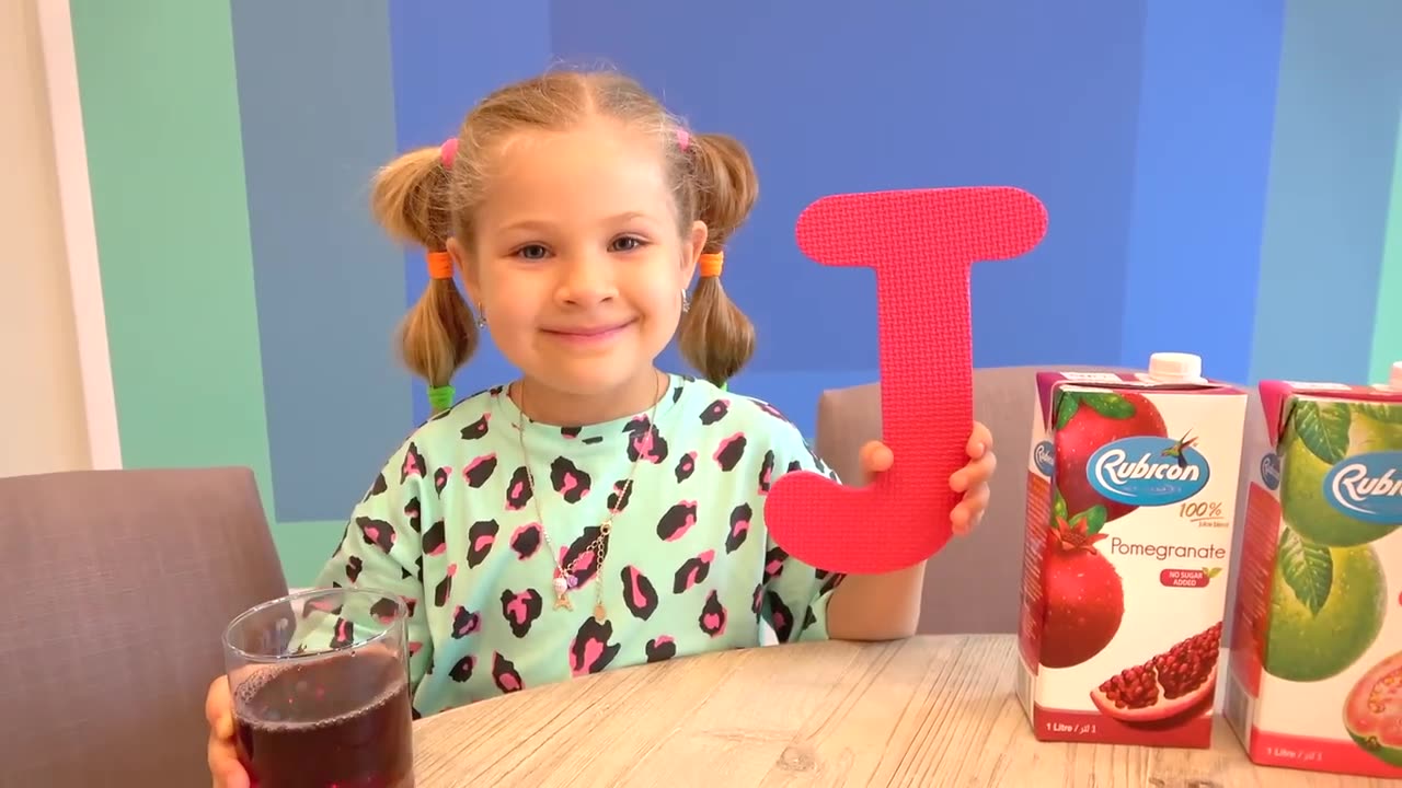 diana exercises and learns the english alphabet - kids learning videos