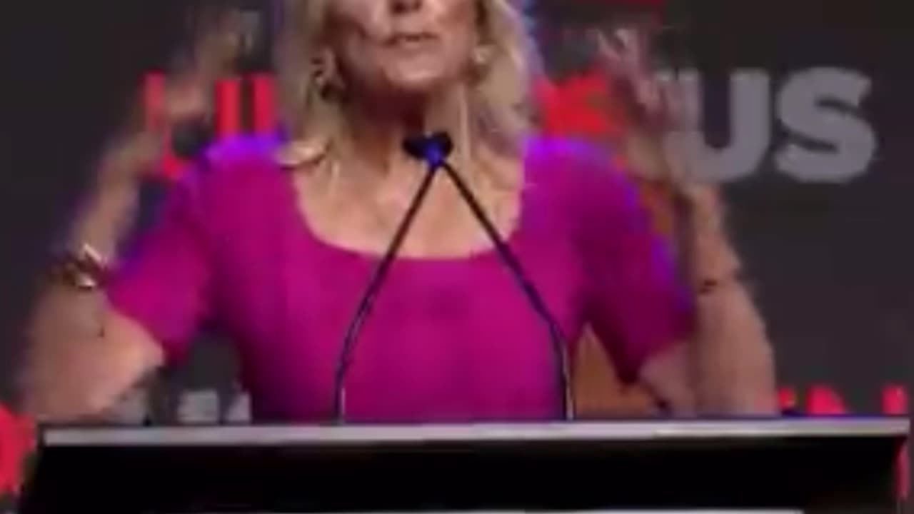 Jill Biden calls Mexicans " Tacos "