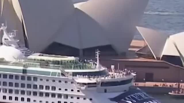 Australia WelcomesBack Cruise Ships