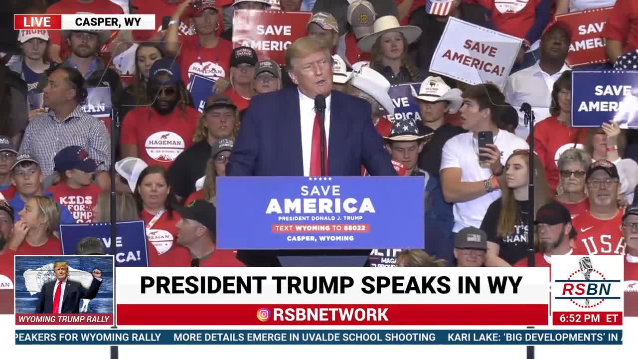 WATCH: Trump Makes Crowd Burst Out Laughing with Liz Cheney Photo