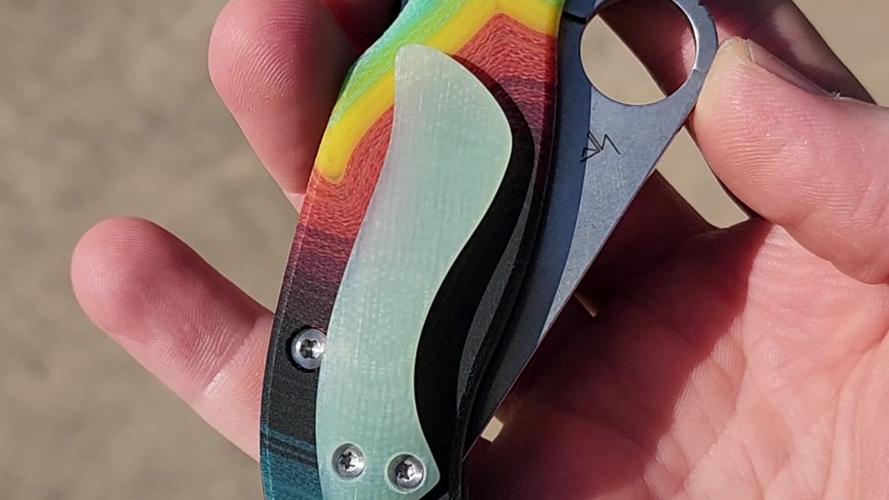 Custom Spyderco Para3 W/G-Carta Scales