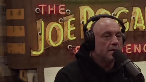 Joe Rogan and Bret Weinstein discuss COVID vaccines and flu vaccines and how they really work.