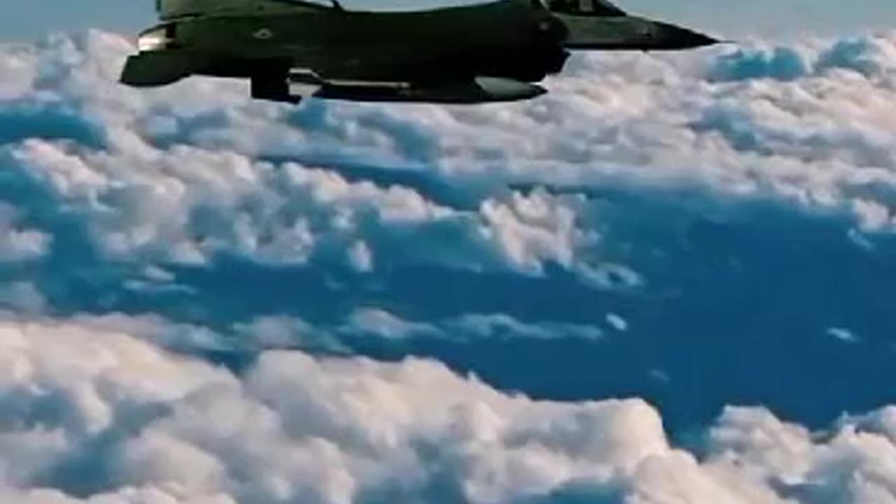 HOW ARE SO MANY UFOS APPEARING ON EARTH PART 6