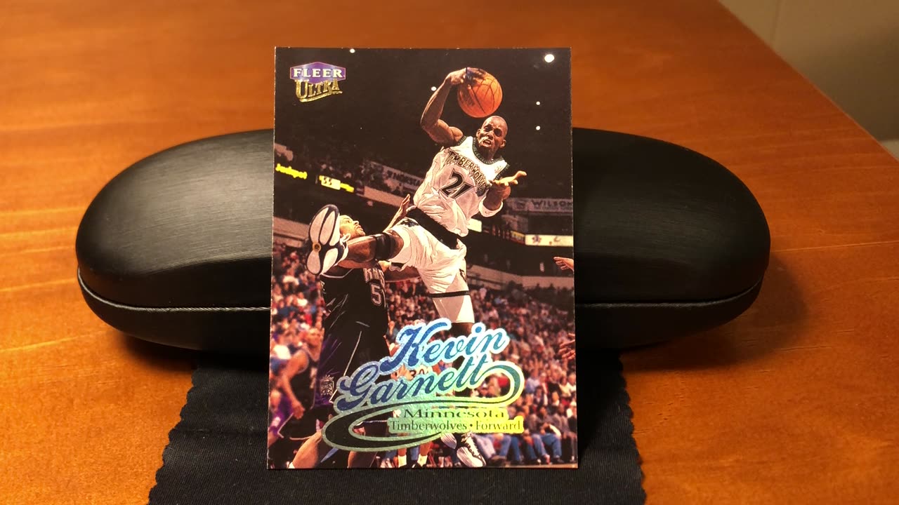 1998-99 Ultra #72 Kevin Garnett, BARKLEY VS. GARNETT, WHO IS BETTER?!?!