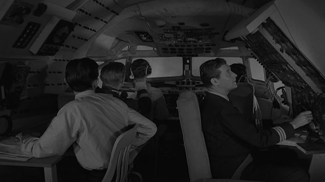 The Twilight Zone S02E18 The Odyssey Of Flight 33