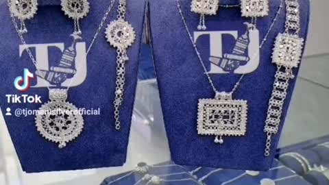 Omani silver jewellery