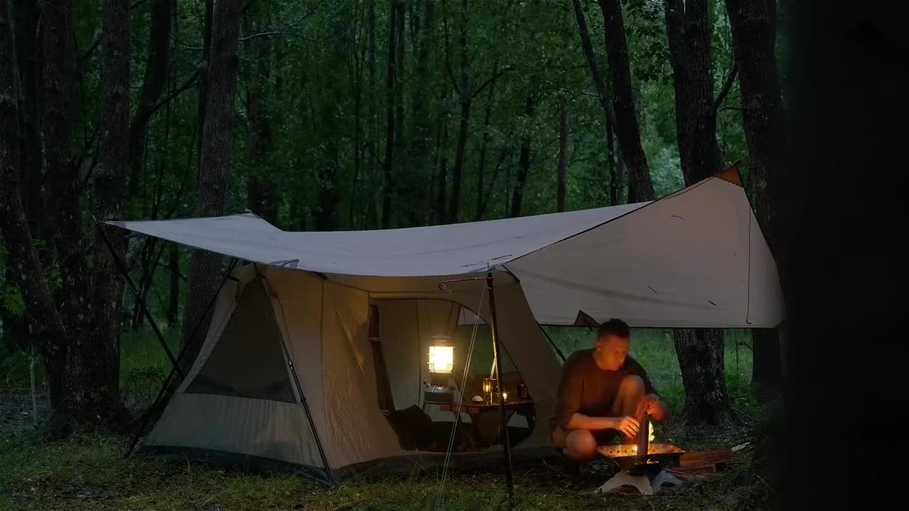 Fry a steak and drink it while camping in the rainforest. Enjoy the relaxation brought by the sound