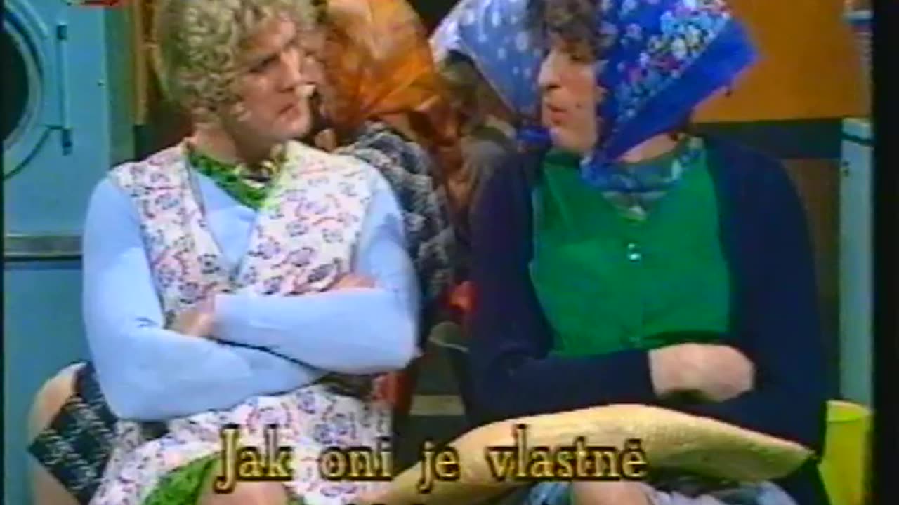 Monty Python's Flying Circus S3E01 (Njorlova Sága a Sartrovy Cesty ke svobodě, CZ subtitles)