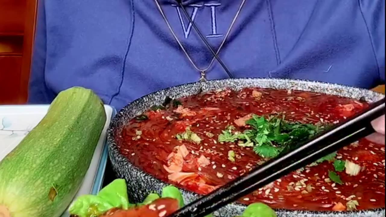 Most Satisfying Food Eating Video with REALFOODIE