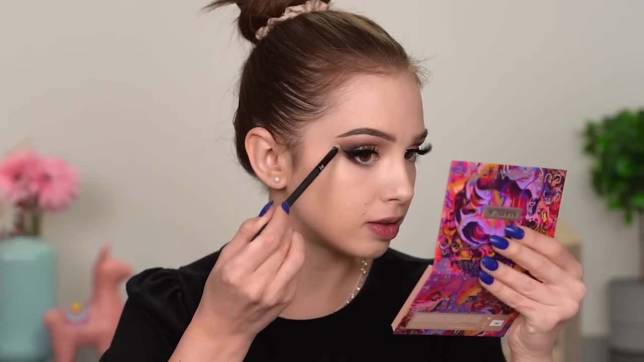 EXTRA GLAM Makeup Tutorial by zubi