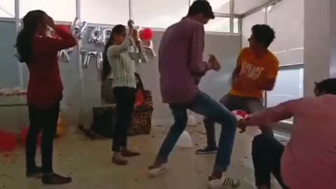 Funny Group dance of my friends 😁😁