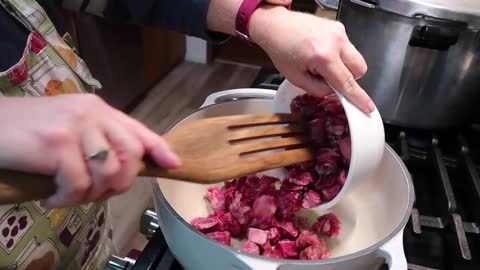 How to store beef in wine sauce.