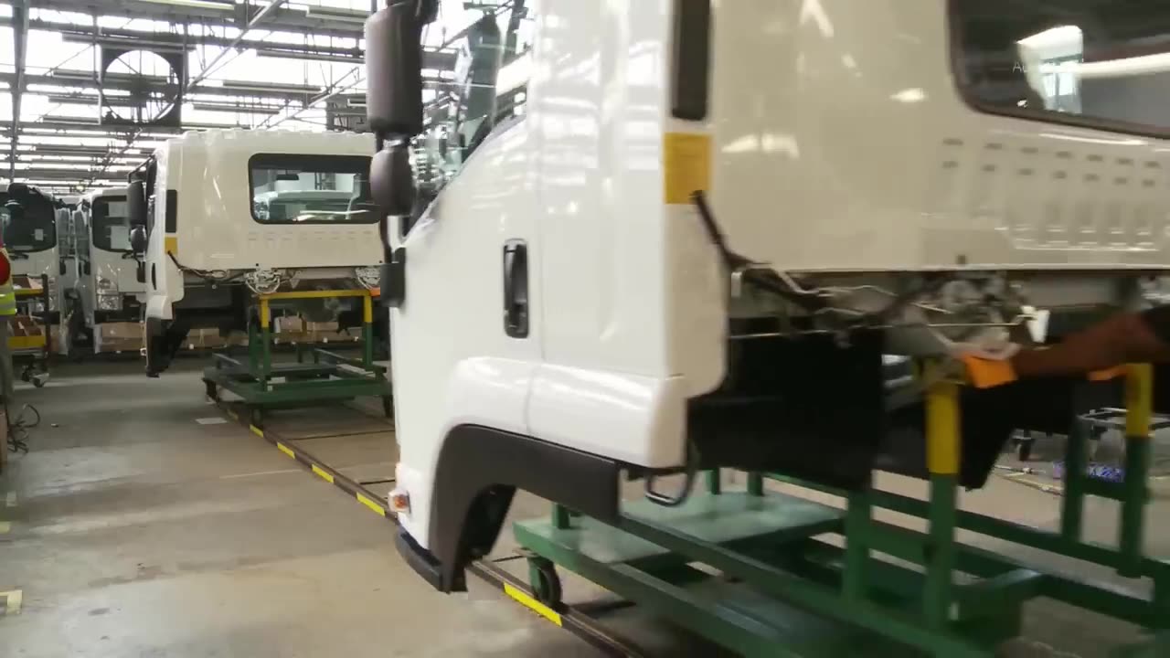 Isuzu Truck Factory - Production of Japanese truck