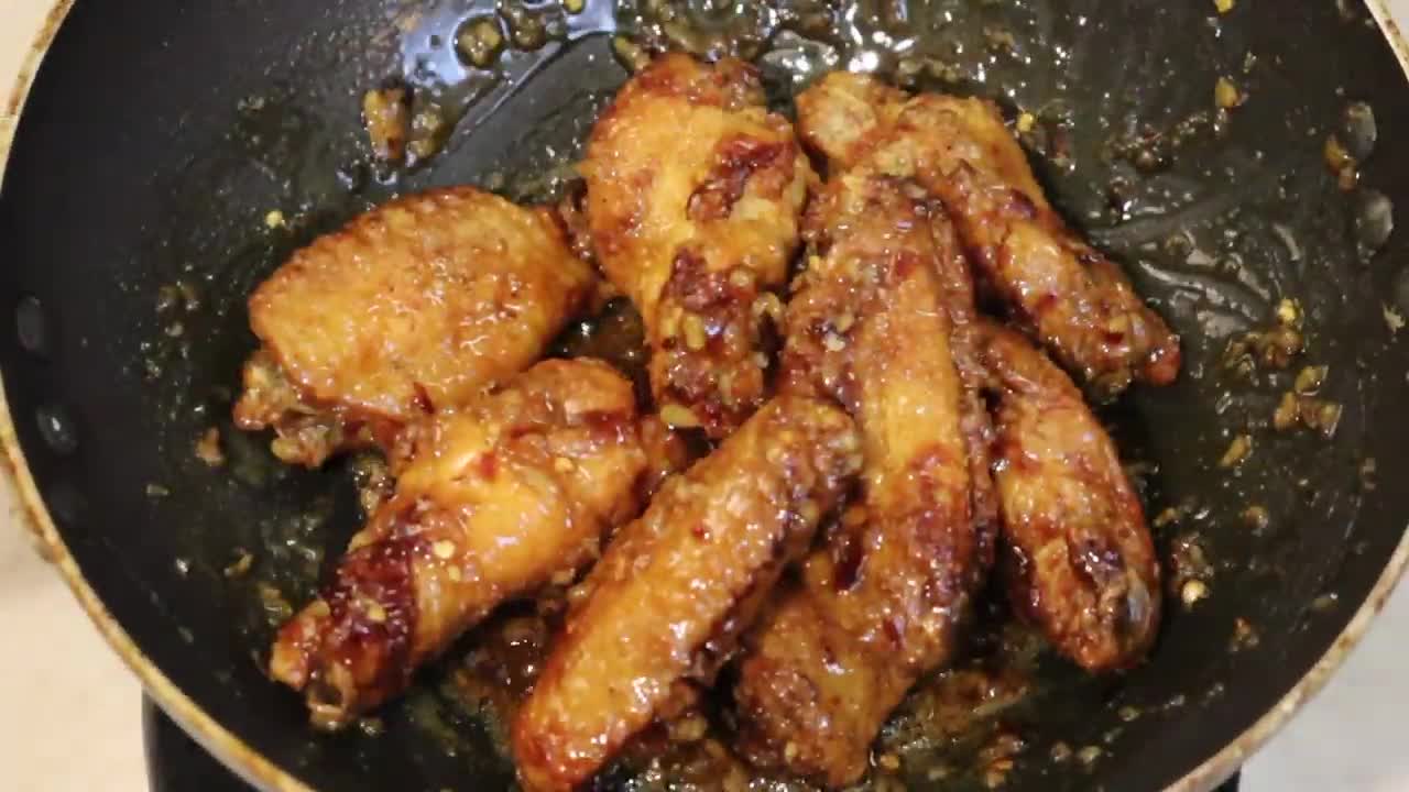 Crispy Honey Garlic Wings - Air Fryer Recipe