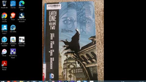 Batman Earth One Volume 2 Review