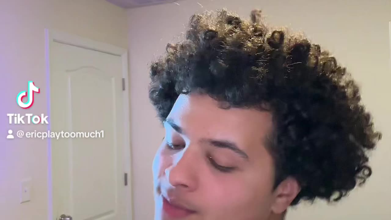The dude who looks for attention 😂