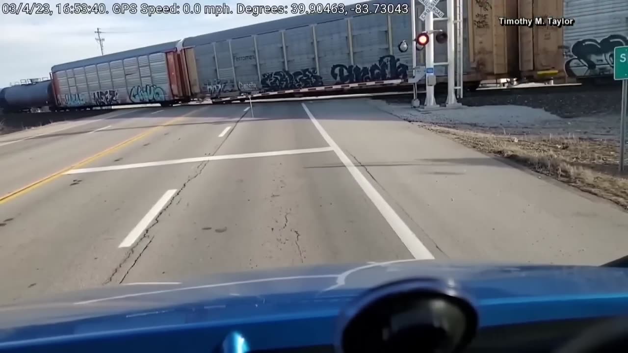 The derailment of a train in Springfield, Ohio was captured on dash cam footage.