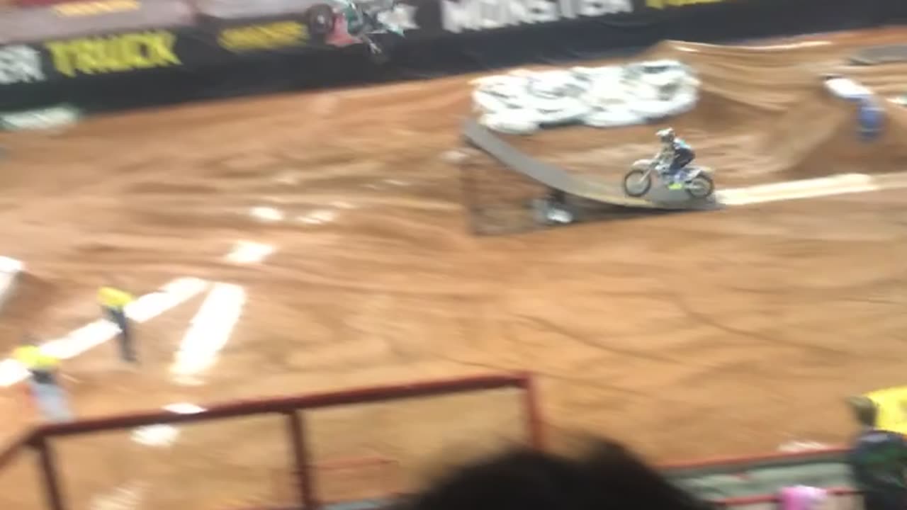 Dirt Bike Jumps 2