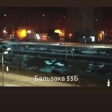 Fights (it is not clear who and with whom) in Troyeschina (Kyiv region)