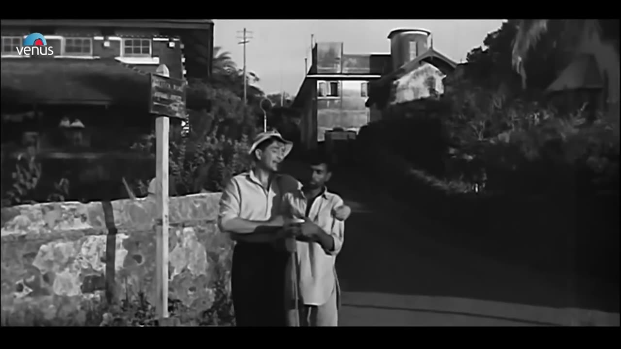 Kisi ki Muskurahaton Pe Ho - VIDEO SONG _ Anari (1959) _ Raj Kapoor & Nutan _ Mukesh _ Hindi Songs