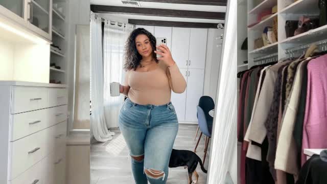 Erica ..👗 the charming lady 👑 Biographie Wiki Plus Size Model Curve