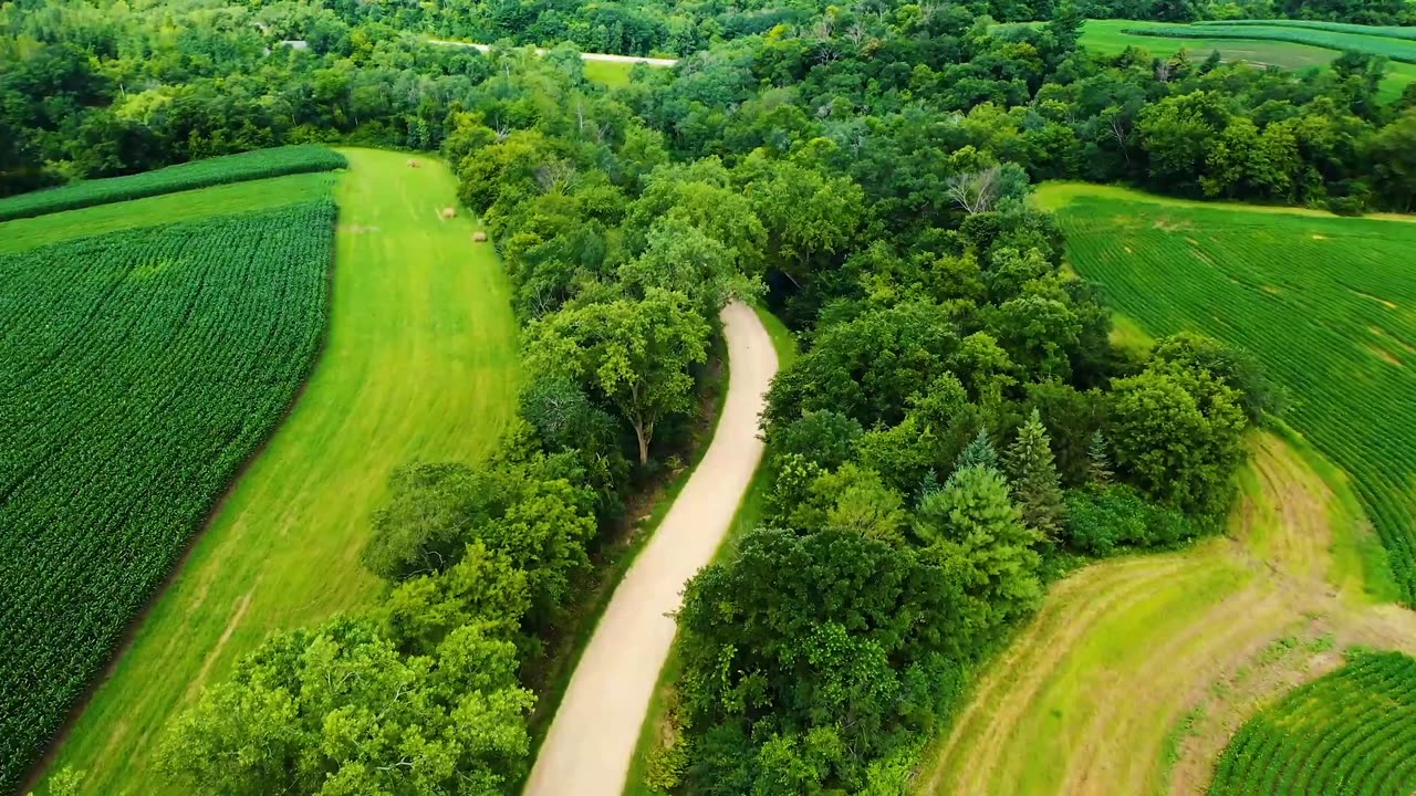 The Colors of Nature - A Virtual Journey to the World's Most Beautiful Landscapes