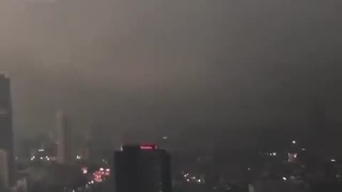 Istanbul under a black cloud over the sun for five minutes