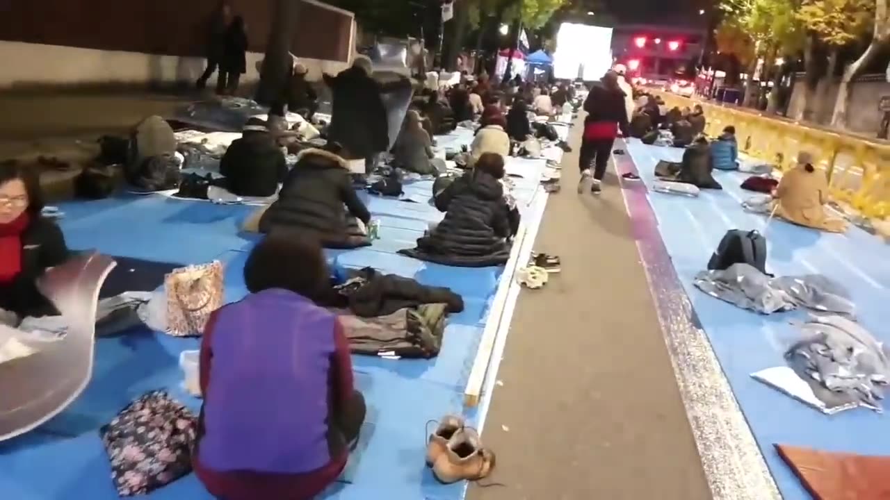 20191111_V3_S03(avCneD0zwck)두 천사가 청와대 앞에 나타나다