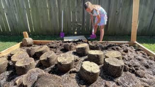 Gardening made easy - Tips on How to break up dirt
