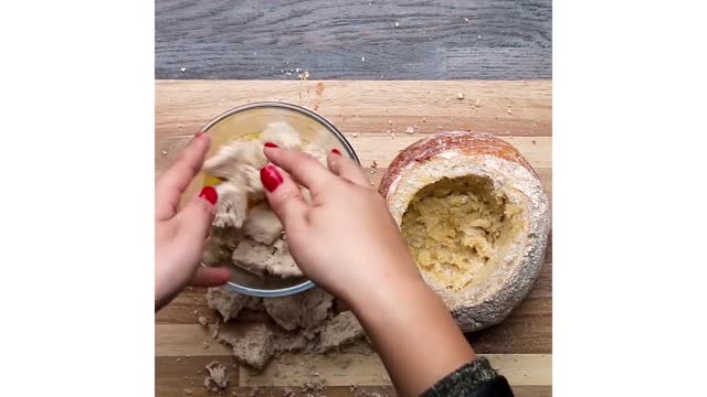 GRILLED CHEESE ANDTOMATO SOUP BREAD BOWL