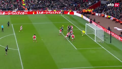 Billing scores second-fastest ever Premier League goal _ Arsenal 3-2 AFC Bournemouth
