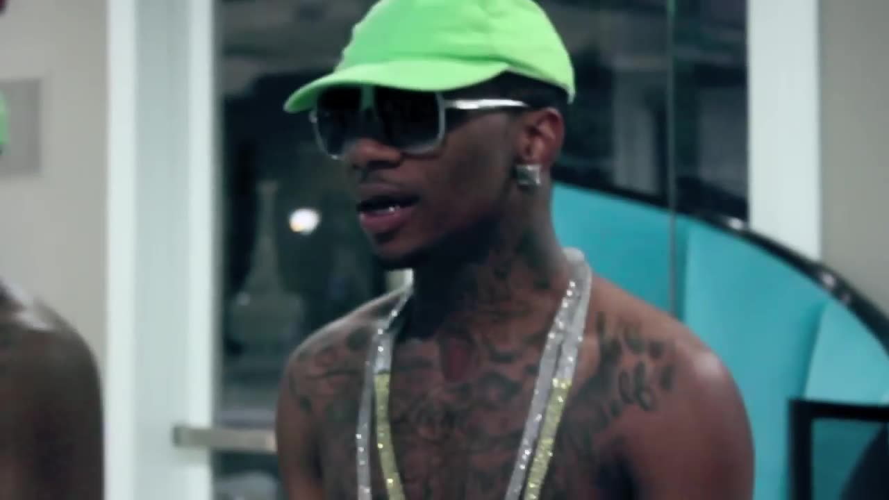 Lil B - The Pretty B*TC* IS BACK!! (VIDEO)