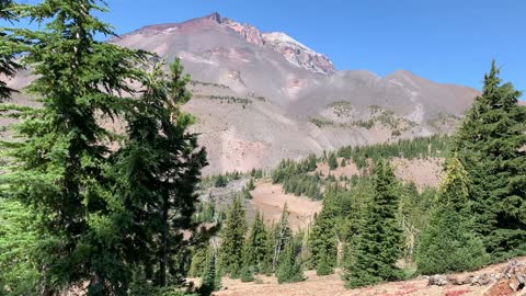 Central Oregon - Three Sisters Wilderness - Green Lakes - When Beauty Catches Your Eye