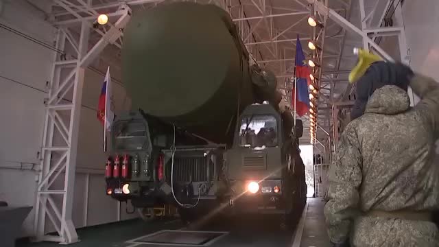 Mobile Yars missile regiment is put on combat duty in Bologovsky