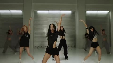 BLACKPINK - ‘Shut Down’ DANCE PERFORMANCE VIDEO