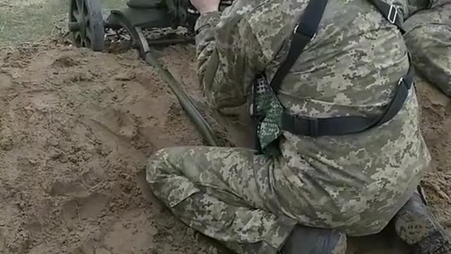 Ukrainian Volkssturm with Maxim machine guns somewhere in the Donbass