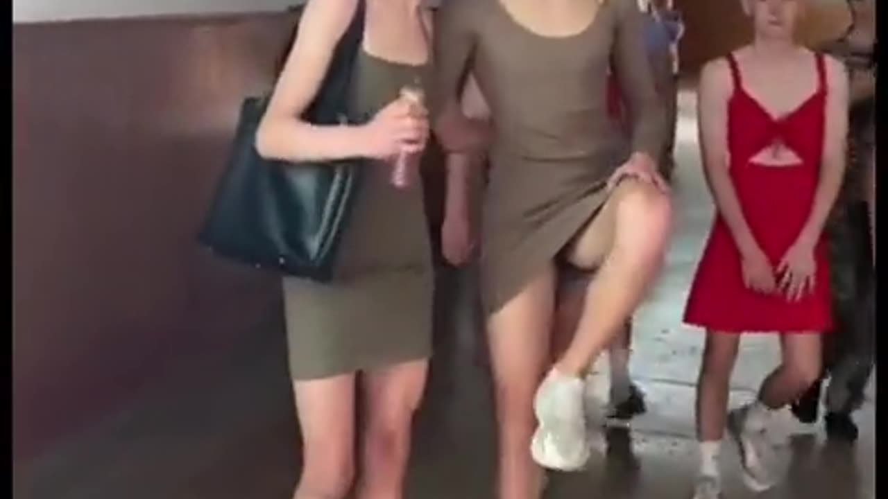 Αυτή είναι η νέα “κανονικότητα”!!! Βίντεο από Ουκρανία (;;) μιλά από μόνο του…