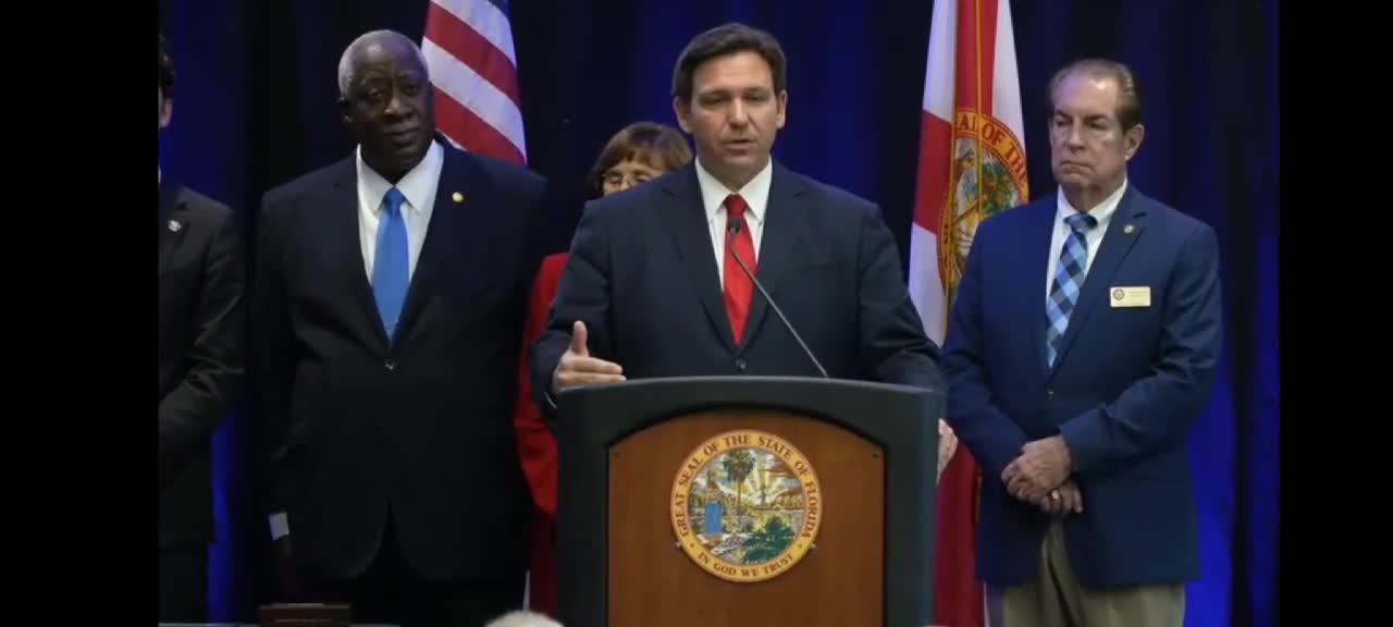 Governor DeSantis awards Benjamin Ferencz, the last living prosecutor of the Nuremberg Trials.