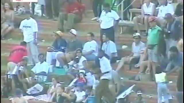 Alistair Campbell Series Winning 99 vs New Zealand 2000