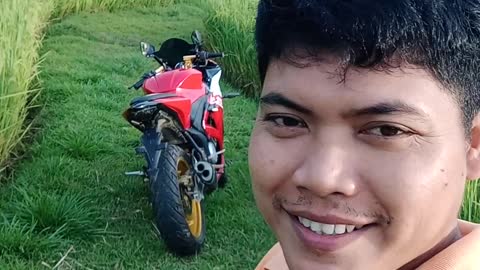 Vlog in indonesian country