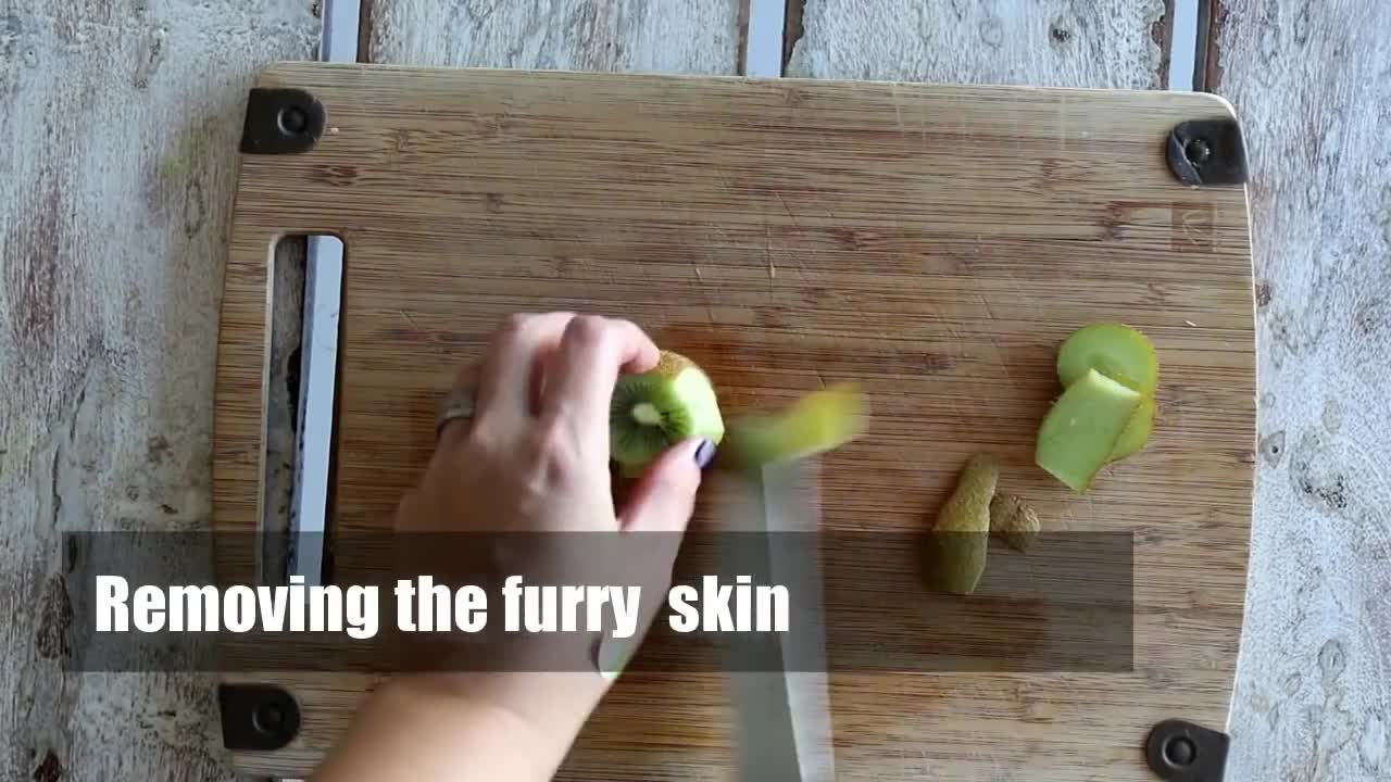 The Best Way To Peel A Kiwi Fruit