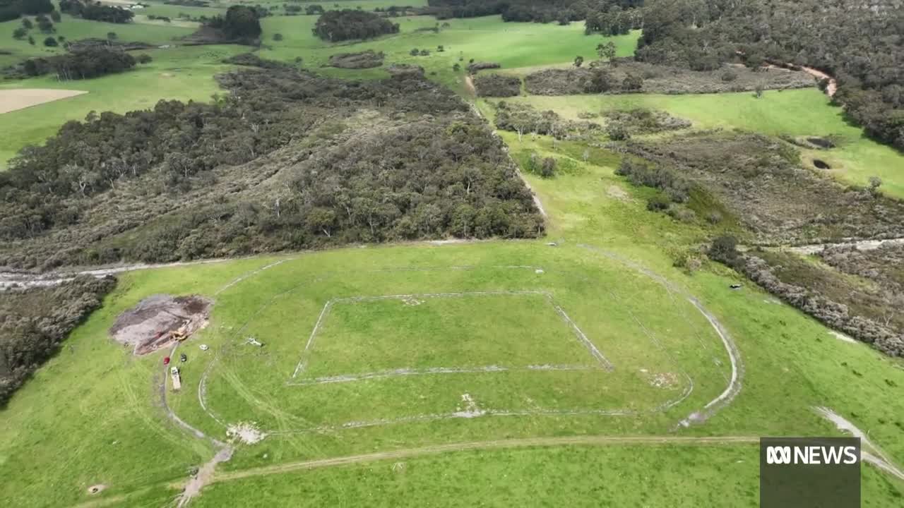 Construction of Australia's first mini-pumped hydro project begins in WA | ABC News