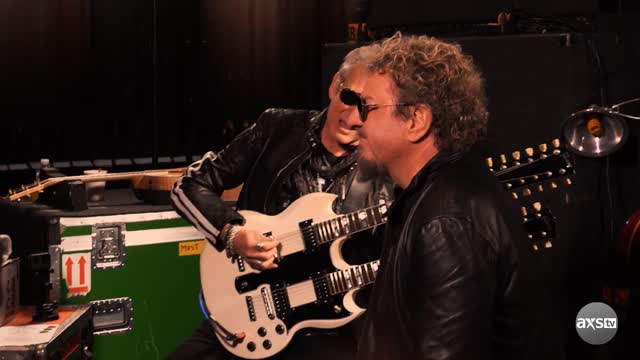 Don Felder and Sammy Hagar Perform "Hotel California" by The Eagles